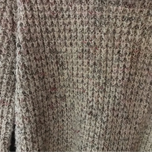 Sweater bundle of 4 - Picture 3 of 14